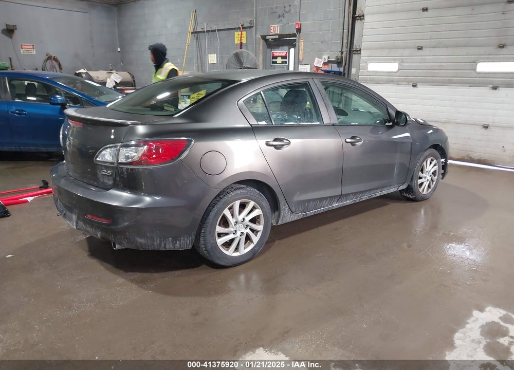 2011 MAZDA 3 S SPORT VIN: JM1BL1U63B1475983