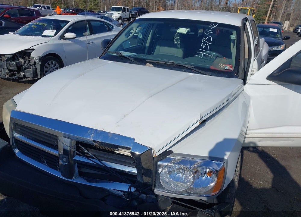 2007 DODGE DAKOTA VIN: 1D7HW48JX7S166780