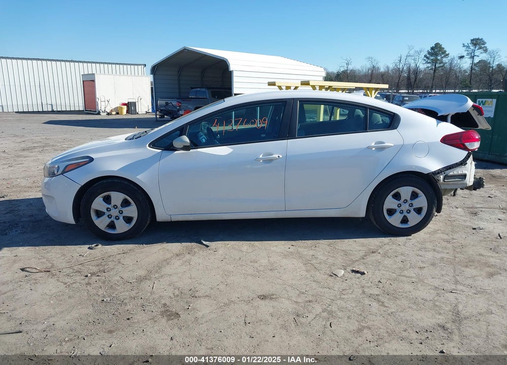 2017 KIA FORTE LX VIN: 3KPFL4A78HE046330