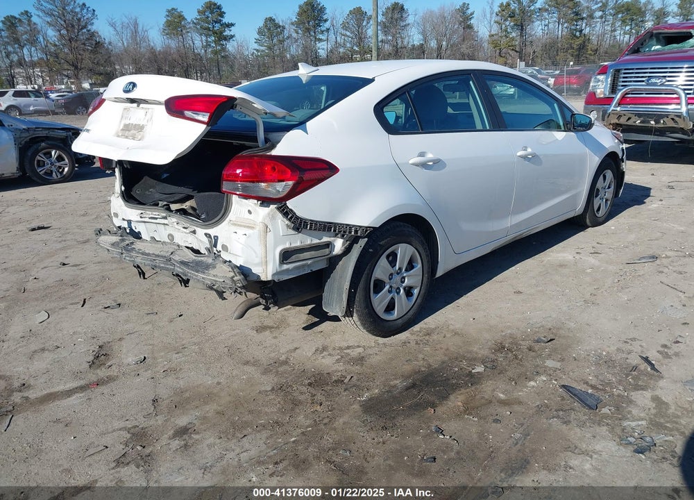 2017 KIA FORTE LX VIN: 3KPFL4A78HE046330