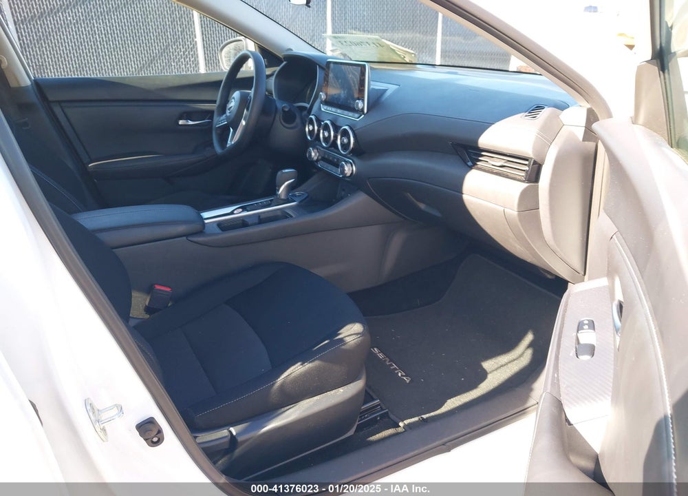 2024 NISSAN SENTRA SV XTRONIC CVT VIN: 3N1AB8CV9RY301103