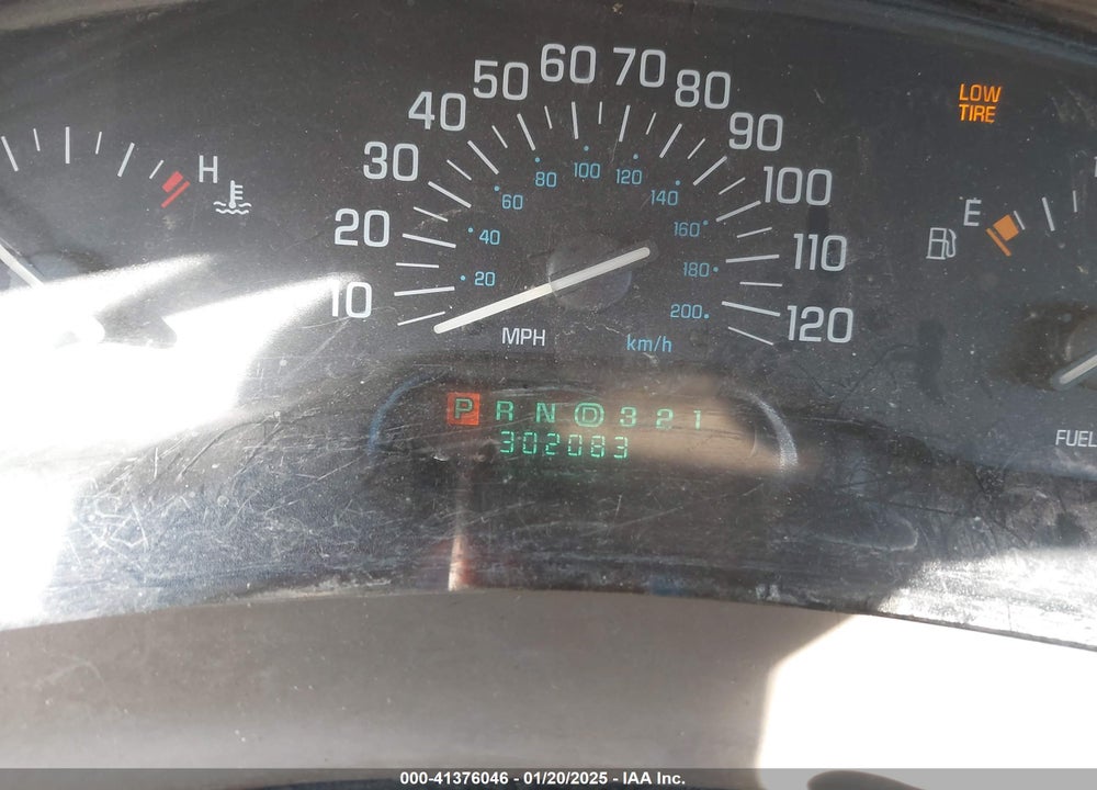 2002 BUICK CENTURY CUSTOM VIN: 2G4WS52J821191760