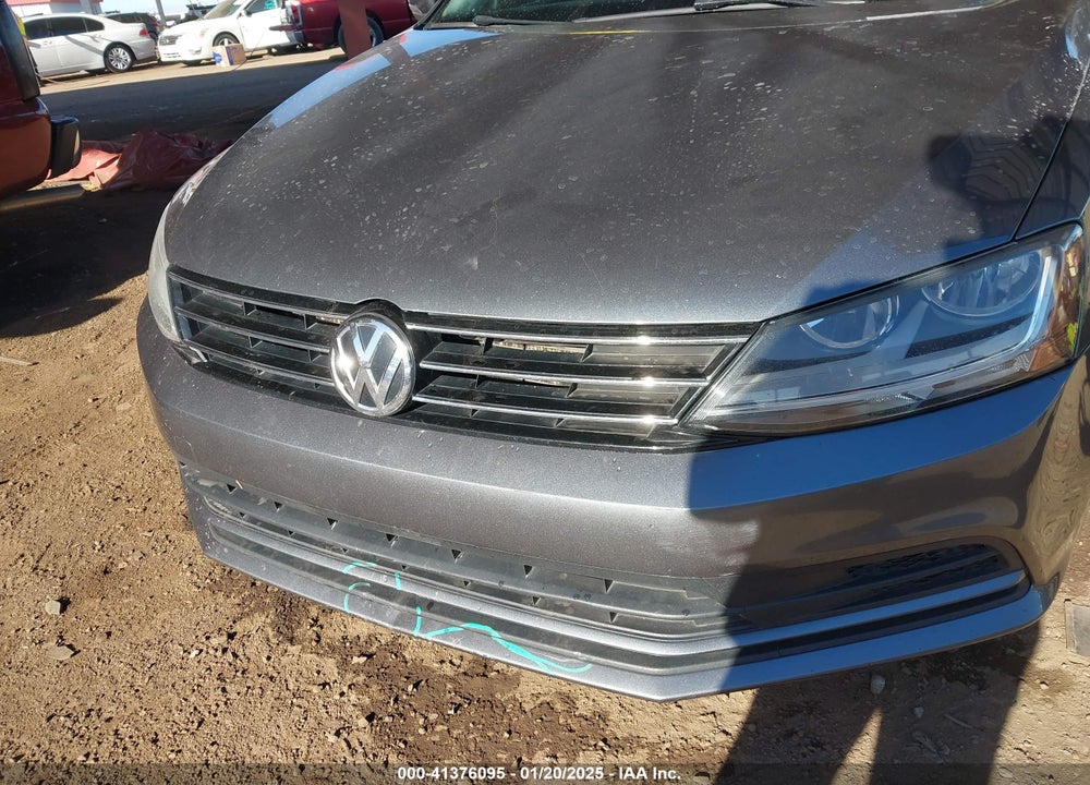2017 VOLKSWAGEN JETTA VIN: 3VWDB7AJ3HM398211