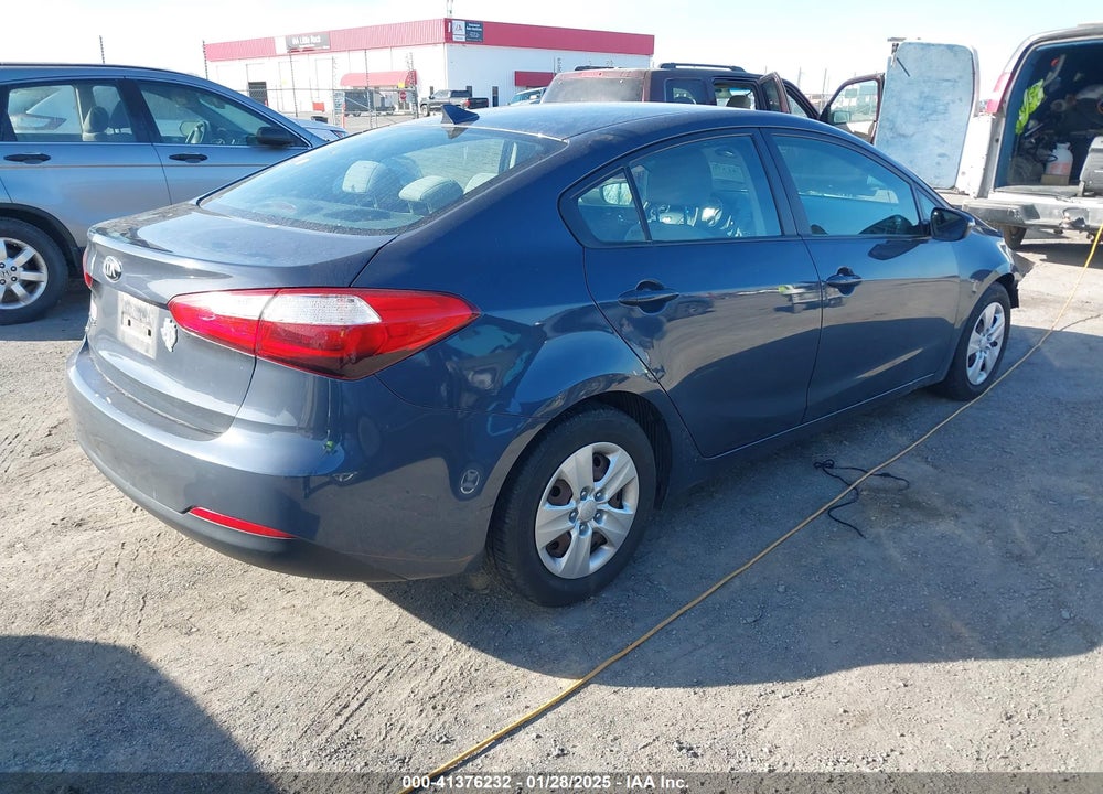2015 KIA FORTE VIN: KNAFX4A6XF5320211