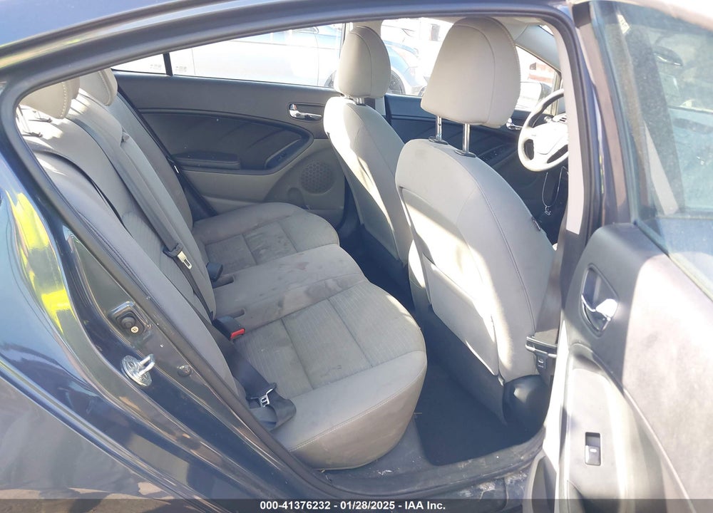 2015 KIA FORTE VIN: KNAFX4A6XF5320211