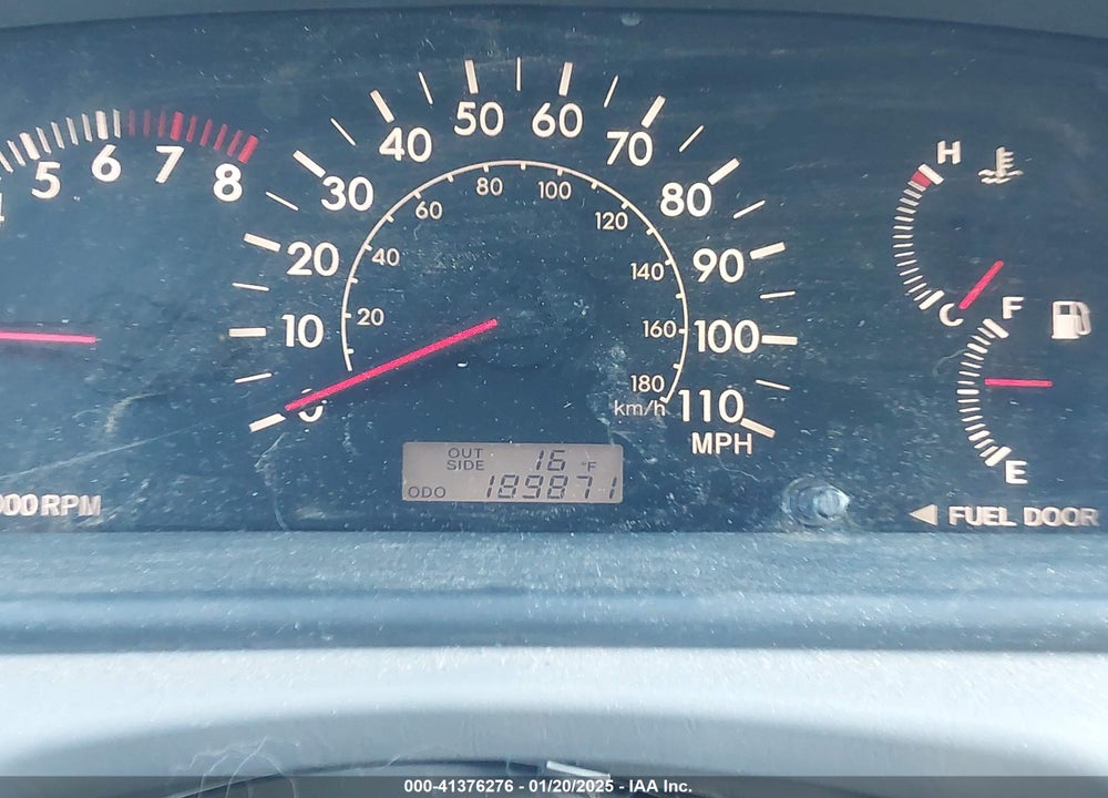 2005 TOYOTA COROLLA LE VIN: 1NXBR32E65Z560903
