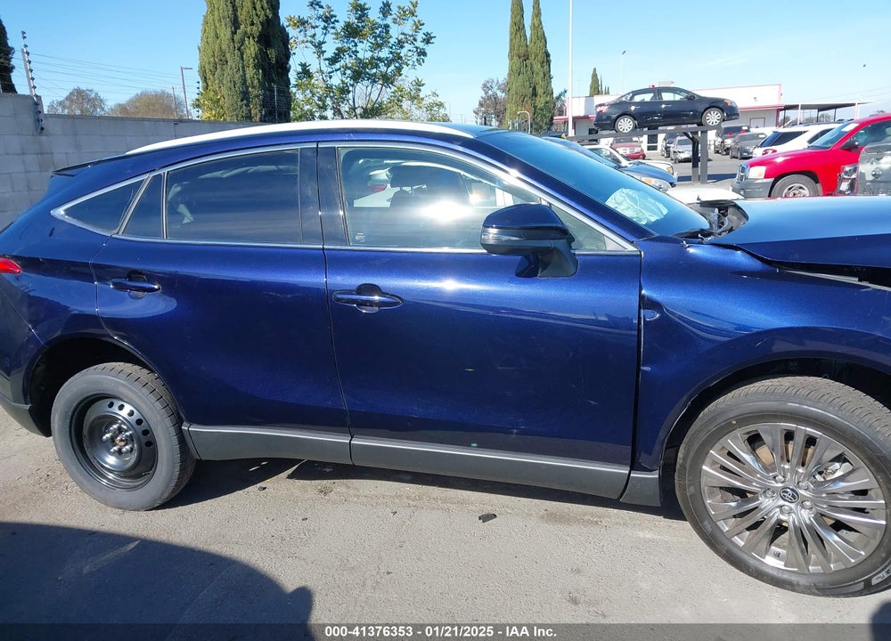 2024 TOYOTA VENZA VIN: JTEAAAAH2RJ187174