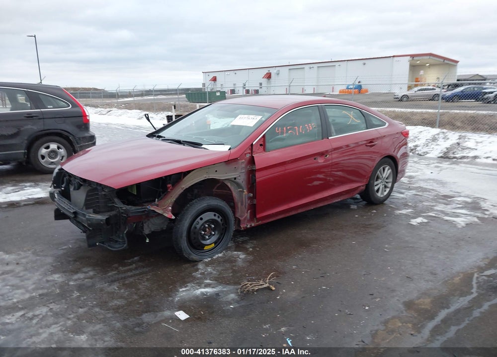 2015 HYUNDAI SONATA VIN: 5NPE24AFXFH055576