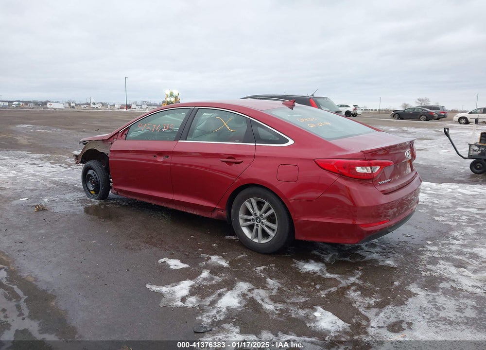 2015 HYUNDAI SONATA VIN: 5NPE24AFXFH055576