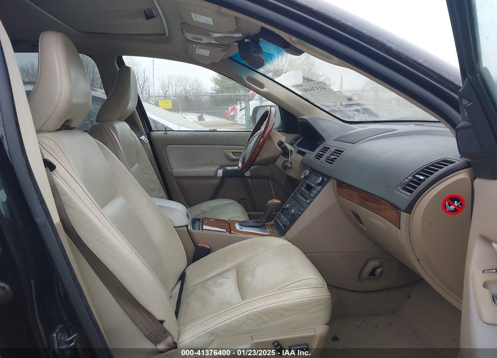 2010 VOLVO XC90 V8 VIN: YV4852CZ3A1543801