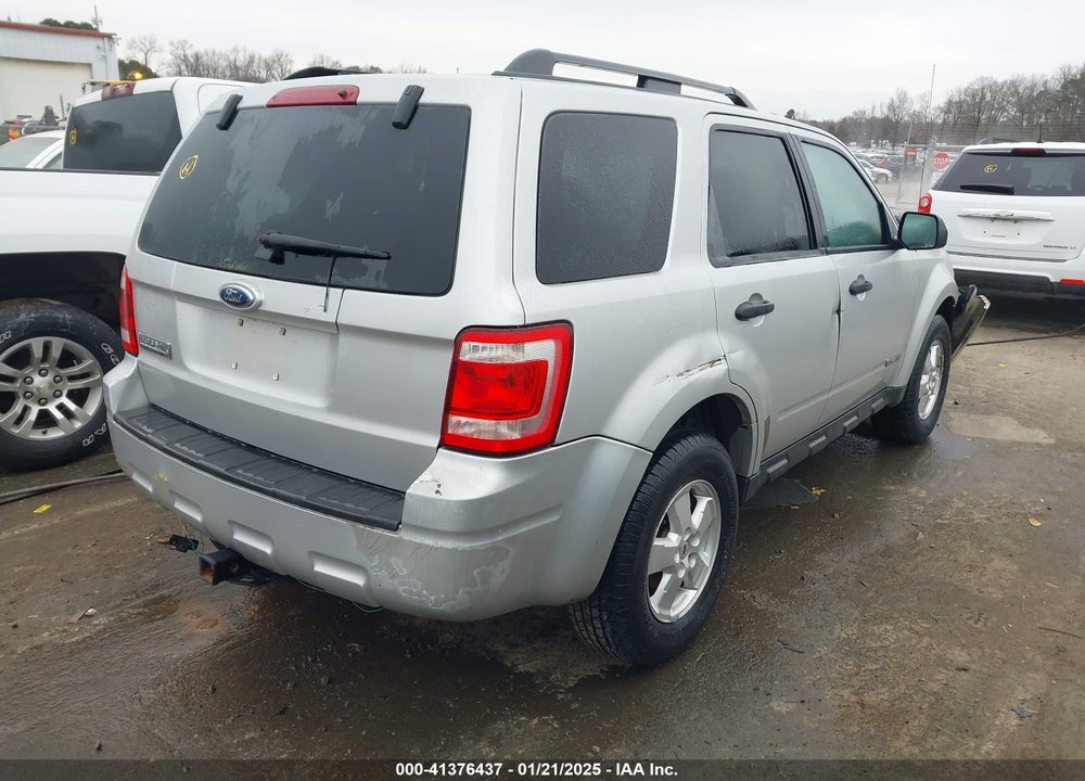 2008 FORD ESCAPE XLT VIN: 1FMCU03Z58KA87126