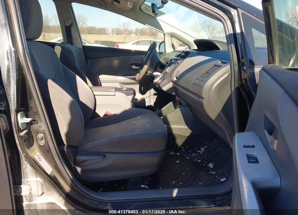 2013 TOYOTA PRIUS V TWO VIN: JTDZN3EU9D3255904