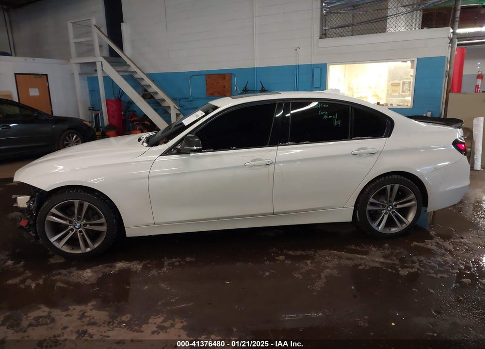 2013 BMW 3 SERIES VIN: WBA3B3C56DF145849