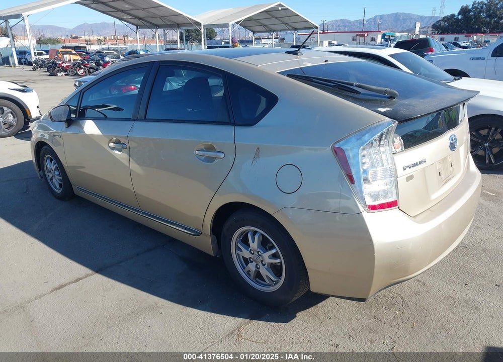 2011 TOYOTA PRIUS THREE VIN: JTDKN3DU7B1447401