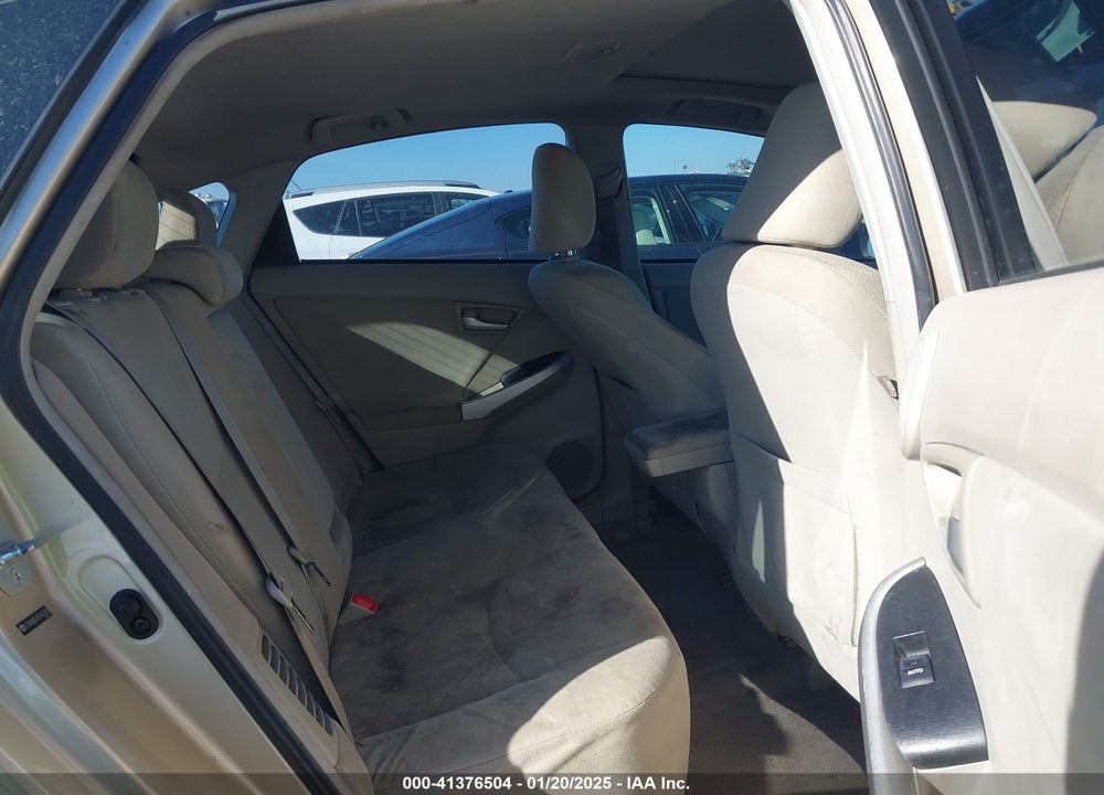 2011 TOYOTA PRIUS THREE VIN: JTDKN3DU7B1447401