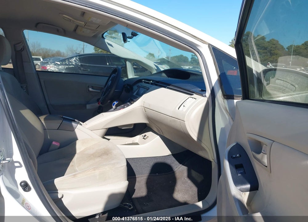 2012 TOYOTA PRIUS TWO VIN: JTDKN3DU2C5522953