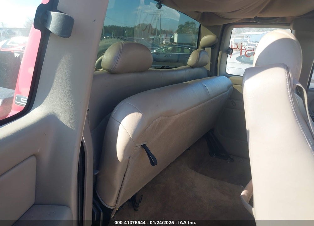 2002 CHEVROLET SILVERADO 1500 LS VIN: 1GCEC19T82E155286