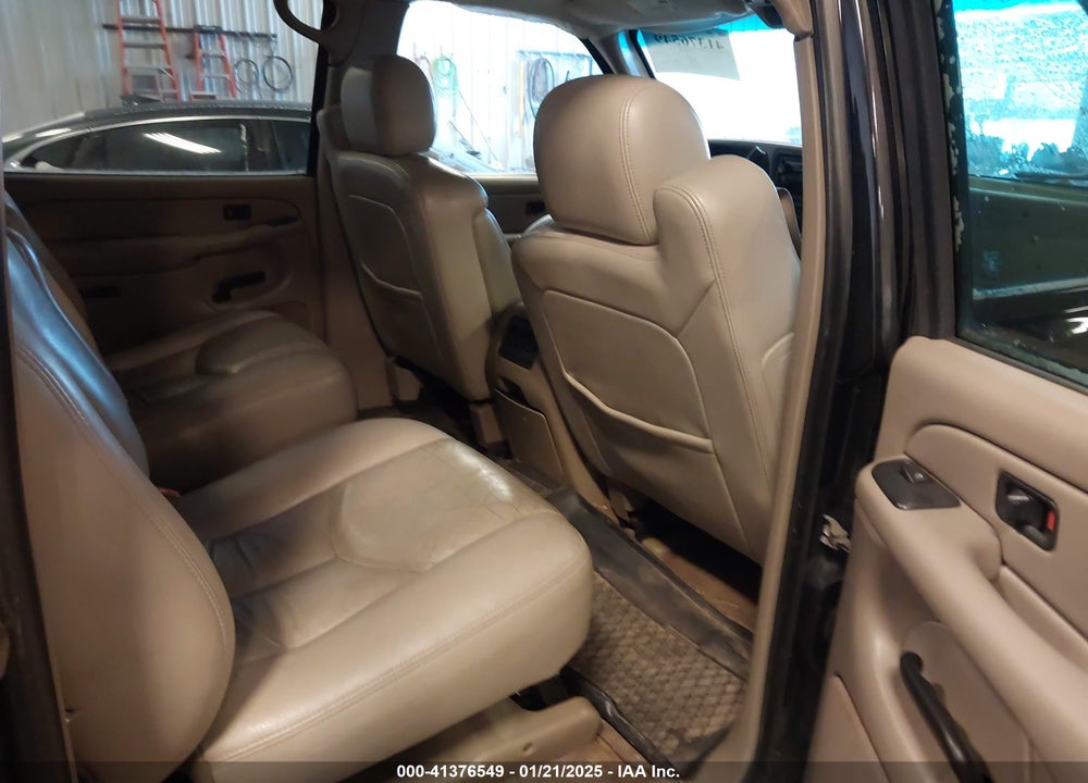 2006 CHEVROLET SUBURBAN 1500 Z71 VIN: 1GNFK16Z46J158044