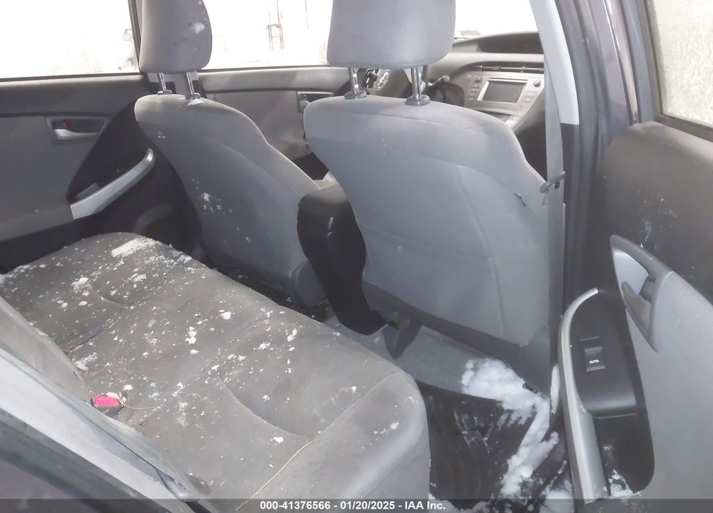2015 TOYOTA PRIUS TWO VIN: JTDKN3DU5F0481722
