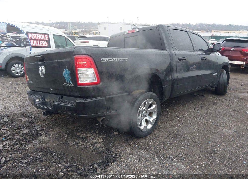 2022 RAM 1500 BIG HORN 4X4 5'7 BOX VIN: 1C6RRFFG7NN392190
