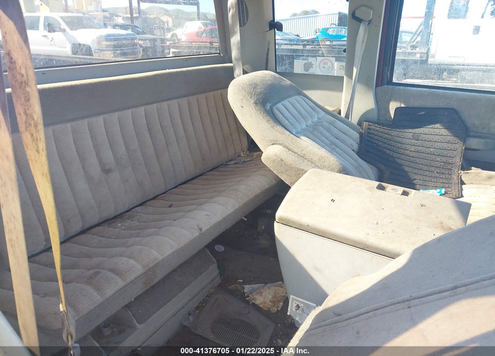 1993 GMC SIERRA K1500 VIN: 2GTEK19K7P1542981