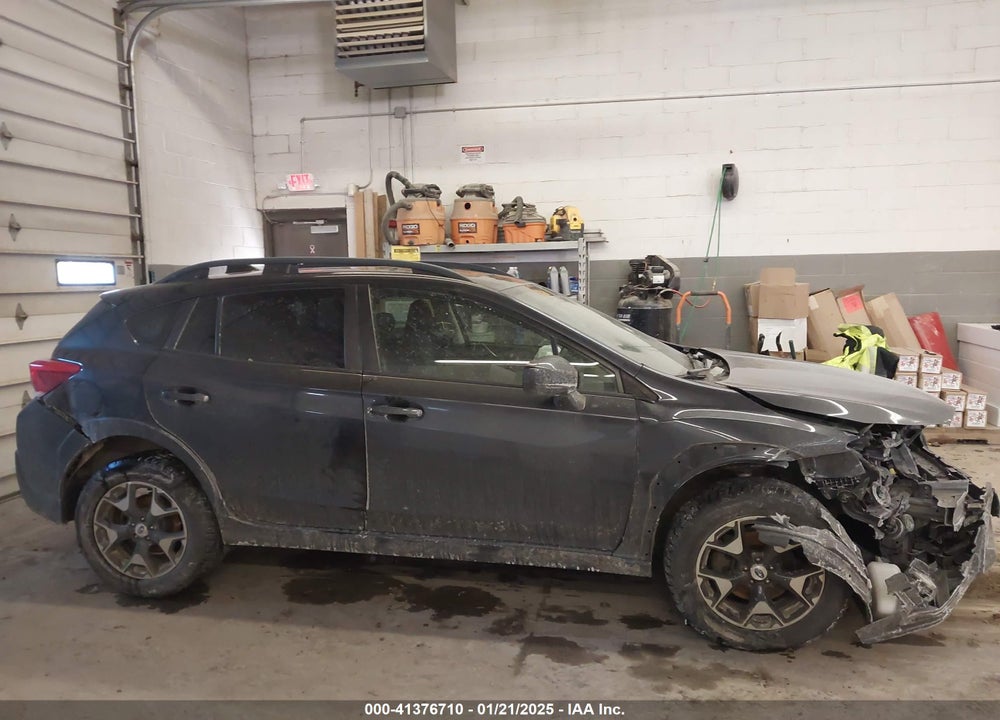 2018 SUBARU CROSSTREK VIN: JF2GTADC6J8252999