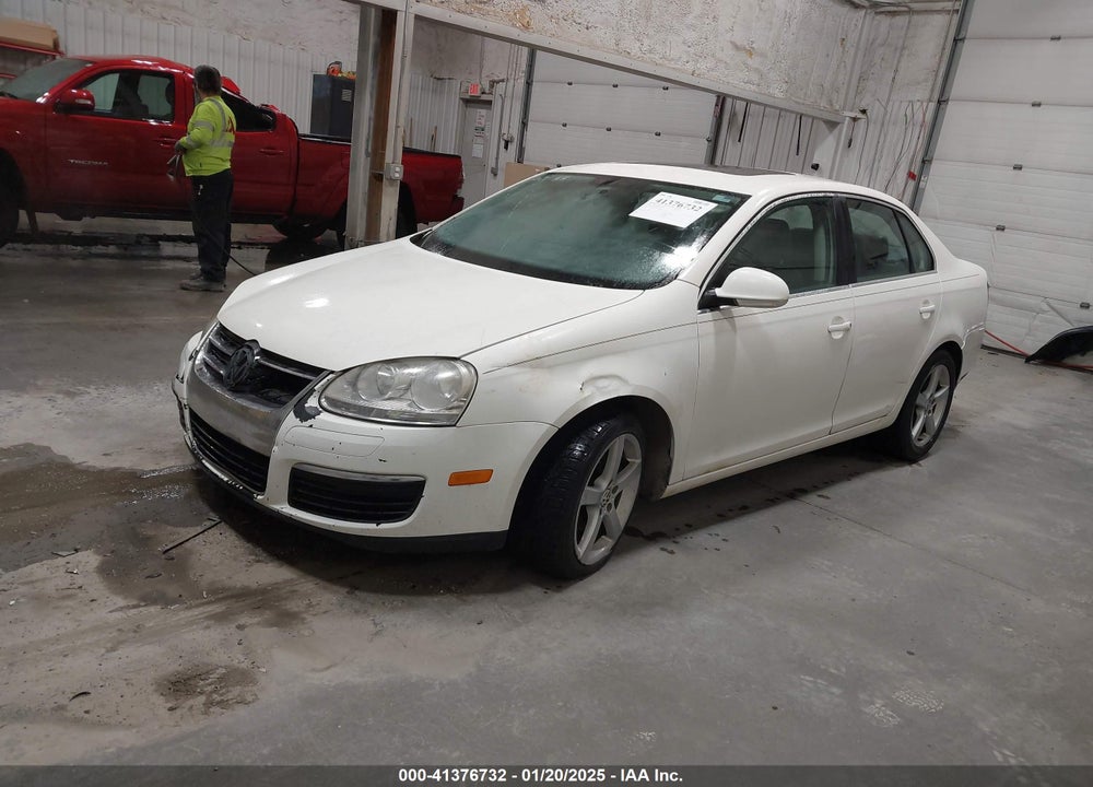 2008 VOLKSWAGEN JETTA SE/SEL VIN: 3VWRM71K88M133146