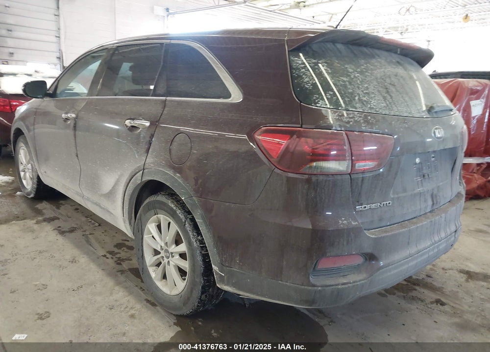 2019 KIA SORENTO 2.4L LX VIN: 5XYPGDA37KG569760