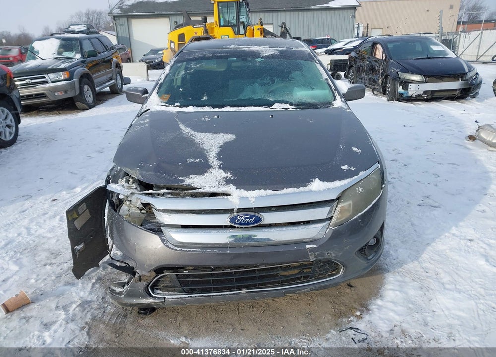 2011 FORD FUSION VIN: 3FAHP0HA0BR147651
