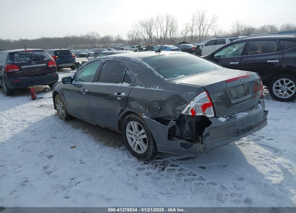 2011 FORD FUSION VIN: 3FAHP0HA0BR147651