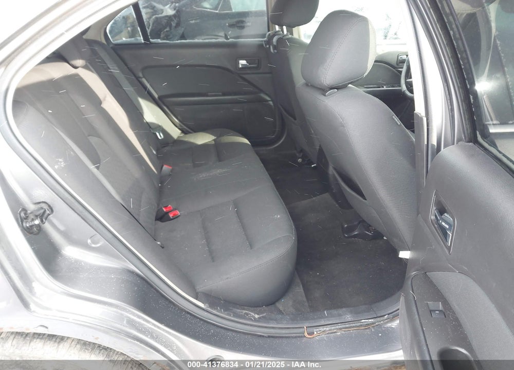 2011 FORD FUSION VIN: 3FAHP0HA0BR147651