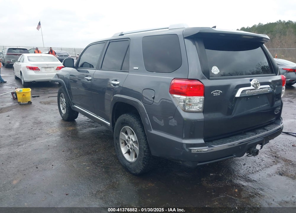 2010 TOYOTA 4RUNNER SR5 V6 VIN: JTEZU5JR3A5011970