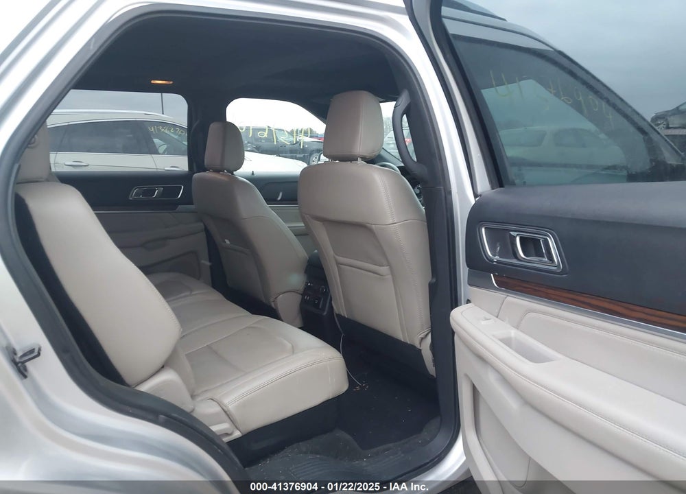 2018 FORD EXPLORER LIMITED VIN: 1FM5K8F80JGA82358