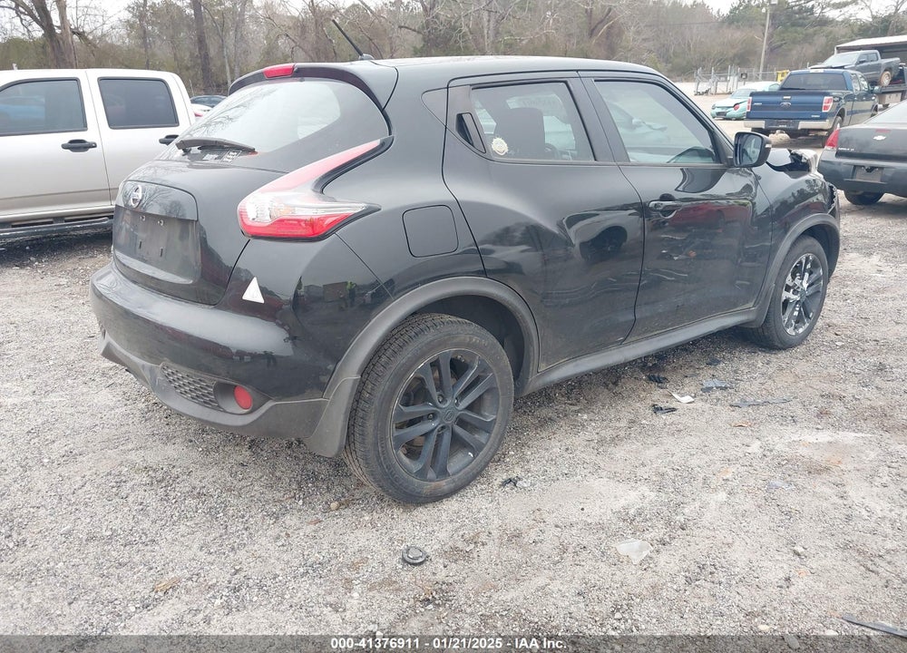 2015 NISSAN JUKE S VIN: JN8AF5MRXFT507640