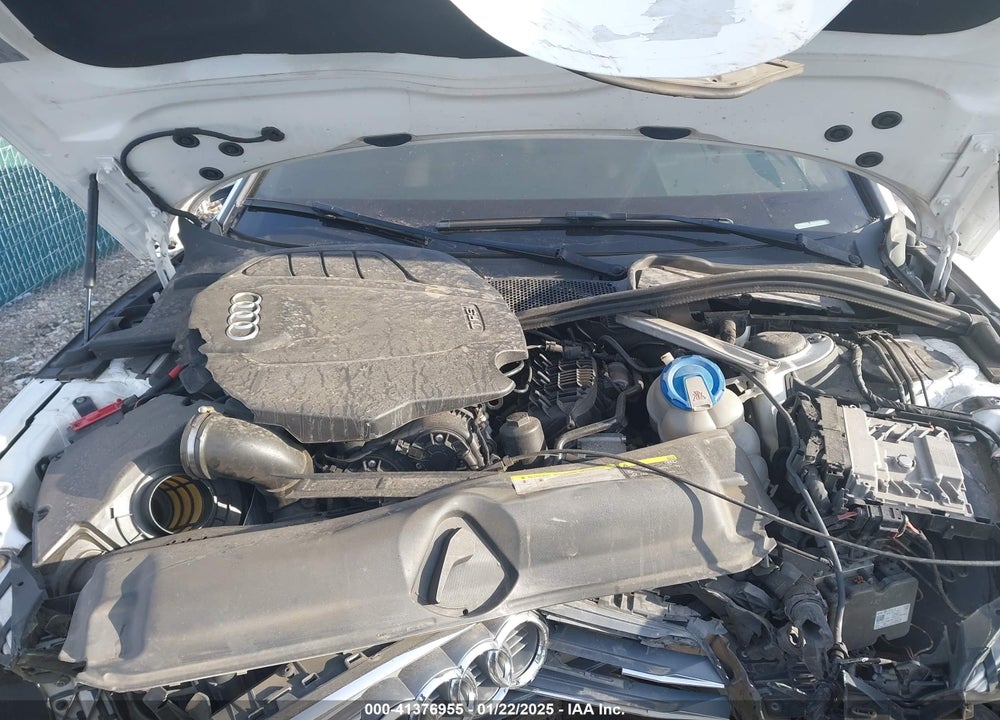 2017 AUDI A4 2.0T SEASON OF  PREMIUM VIN: WAUDNAF46HN056300