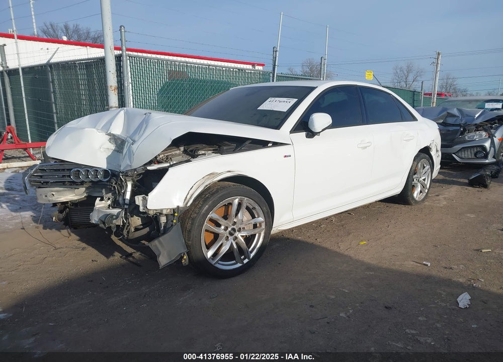 2017 AUDI A4 2.0T SEASON OF  PREMIUM VIN: WAUDNAF46HN056300