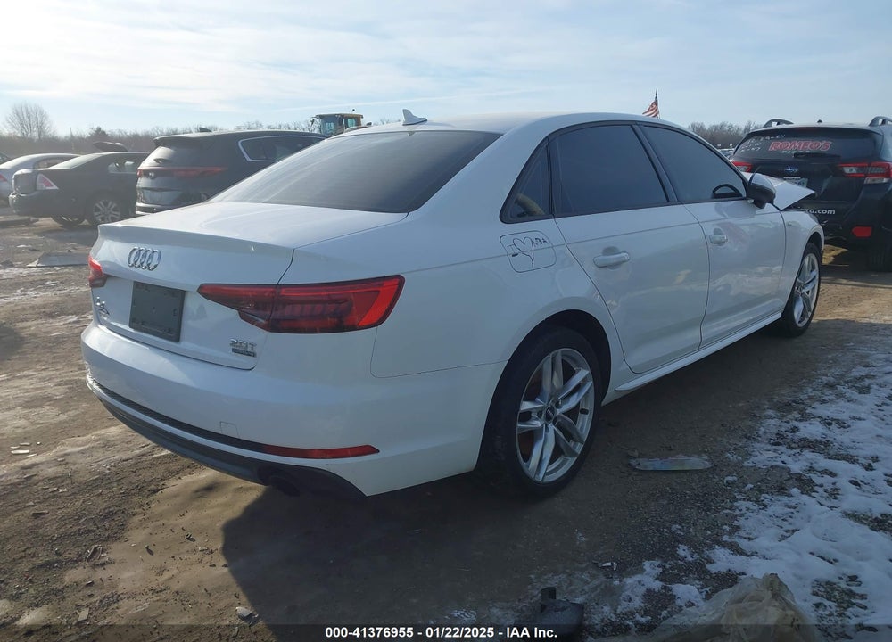 2017 AUDI A4 2.0T SEASON OF  PREMIUM VIN: WAUDNAF46HN056300