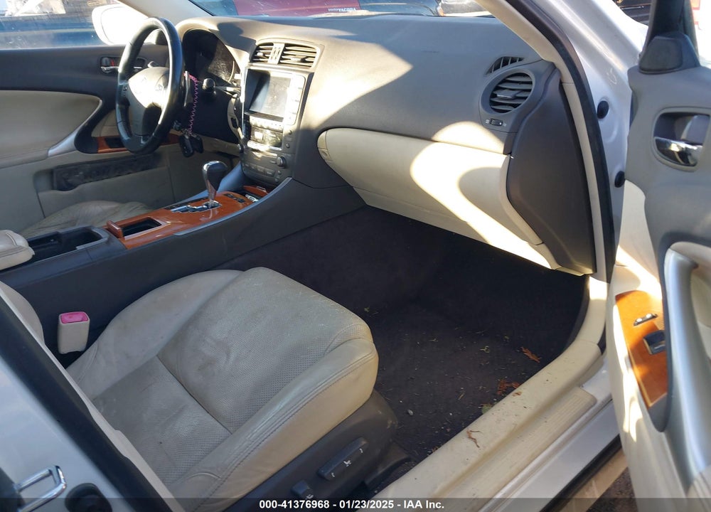 2009 LEXUS IS 350 VIN: JTHBE262X95023363