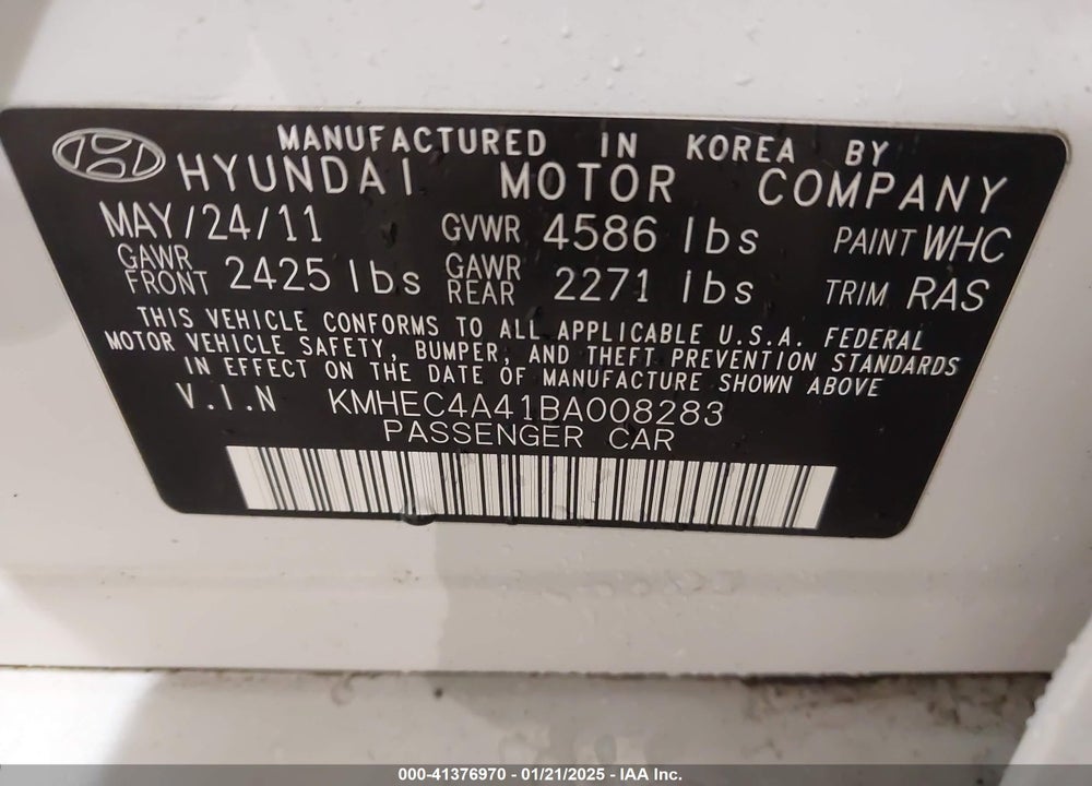 2011 HYUNDAI SONATA VIN: KMHEC4A41BA008283