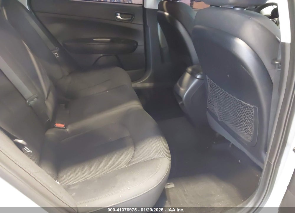 2020 KIA OPTIMA VIN: 5XXGT4L37LG391573