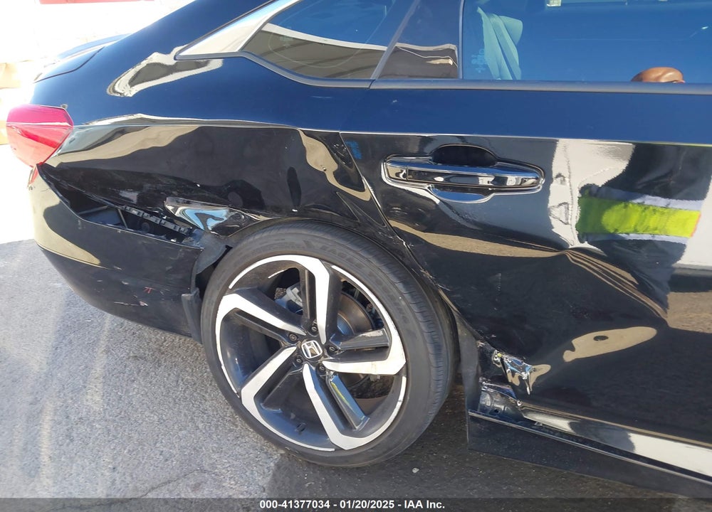 2022 HONDA ACCORD VIN: 1HGCV1F4XNA082210