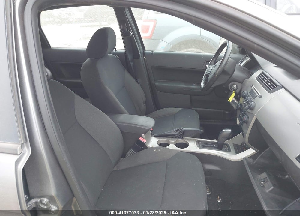 2010 FORD FOCUS VIN: 1FAHP3GN4AW193534