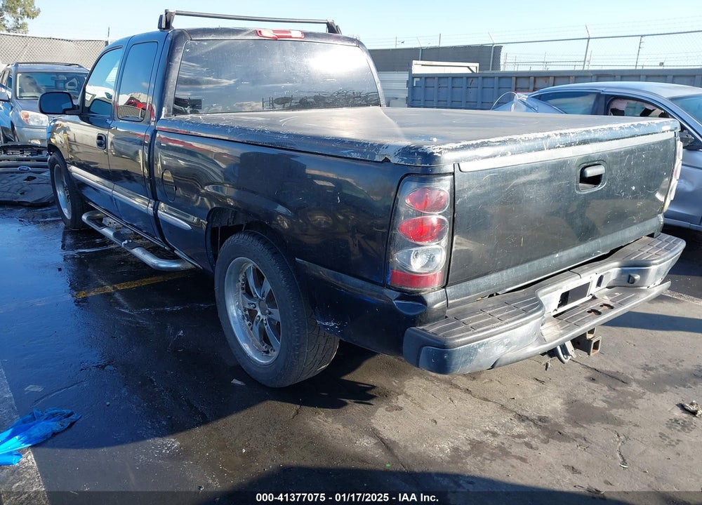 2002 GMC SIERRA 1500 SLE VIN: 2GTEC19T721342326