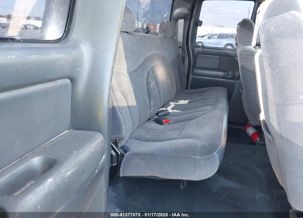 2002 GMC SIERRA 1500 SLE VIN: 2GTEC19T721342326