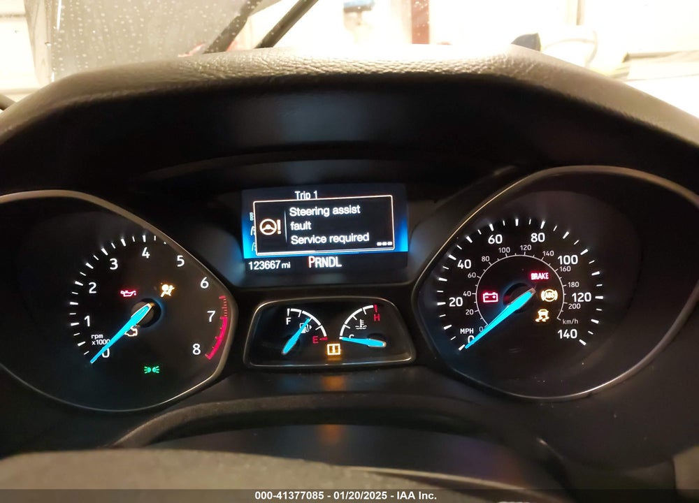 2015 FORD FOCUS VIN: 1FADP3E20FL256404