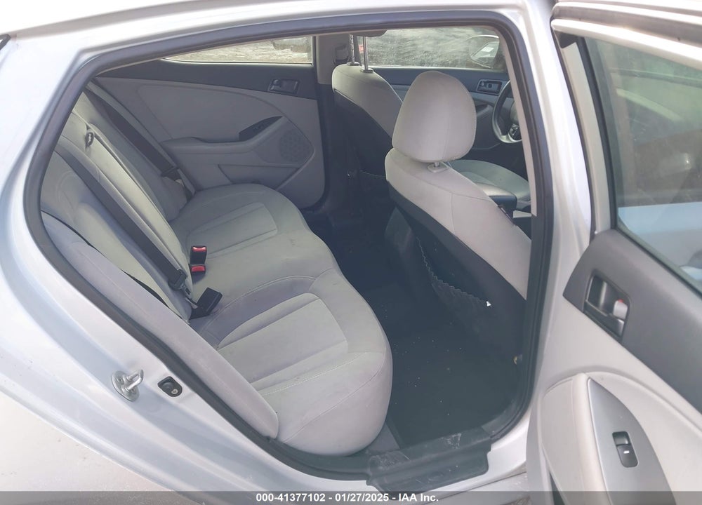 2011 KIA OPTIMA LX VIN: KNAGM4A79B5131971