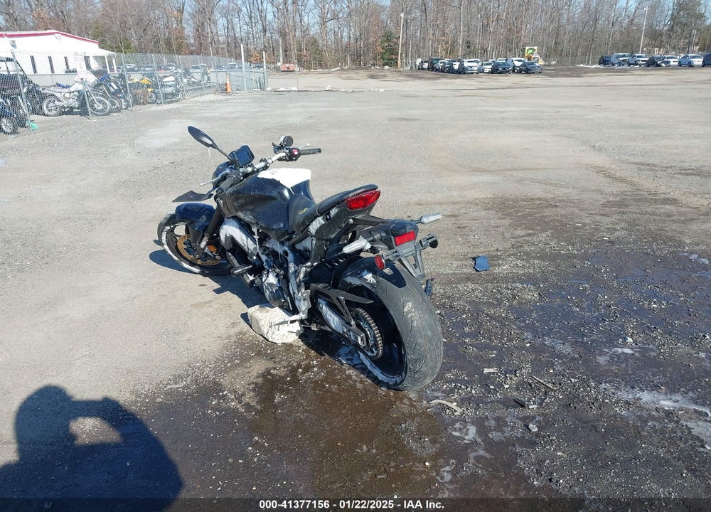 2023 YAMAHA MT09 VIN: JYARN71E9PA004561