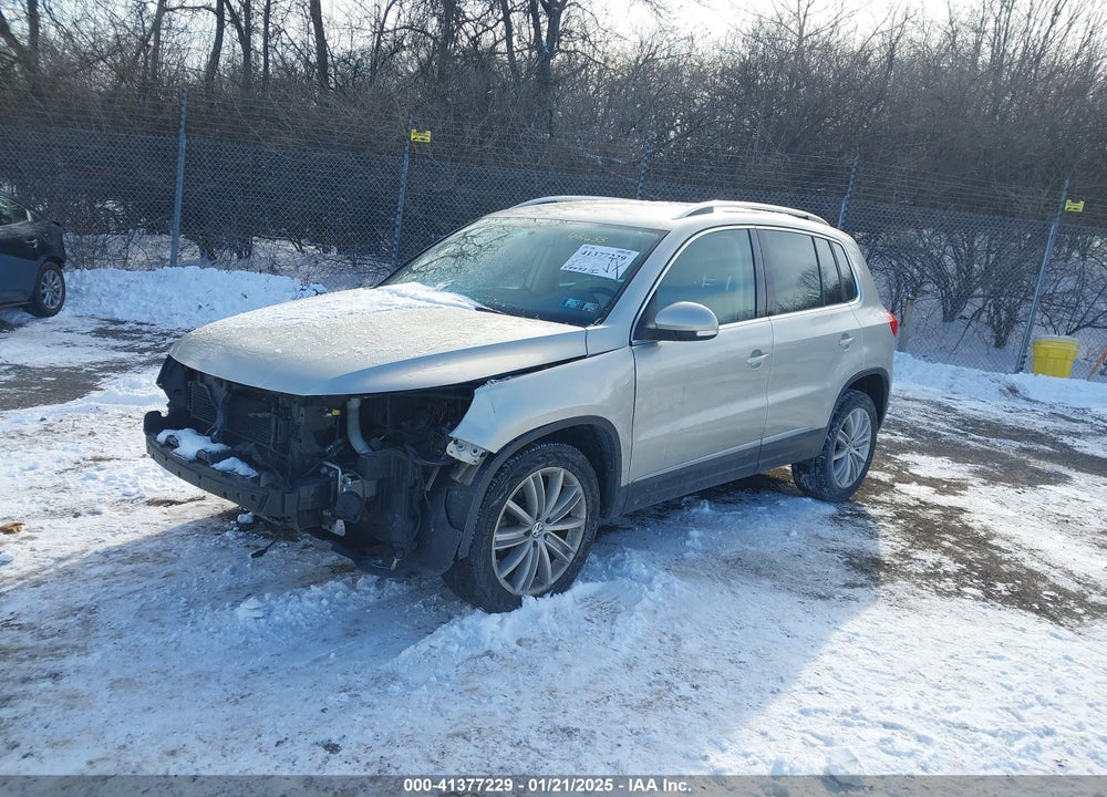 2013 VOLKSWAGEN TIGUAN SE VIN: WVGAV3AX6DW621633