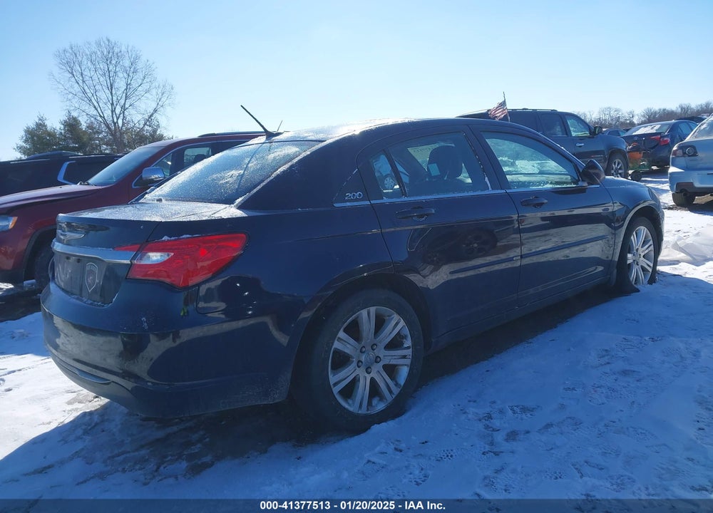 2012 CHRYSLER 200 VIN: 1C3CCBBG7CN228423