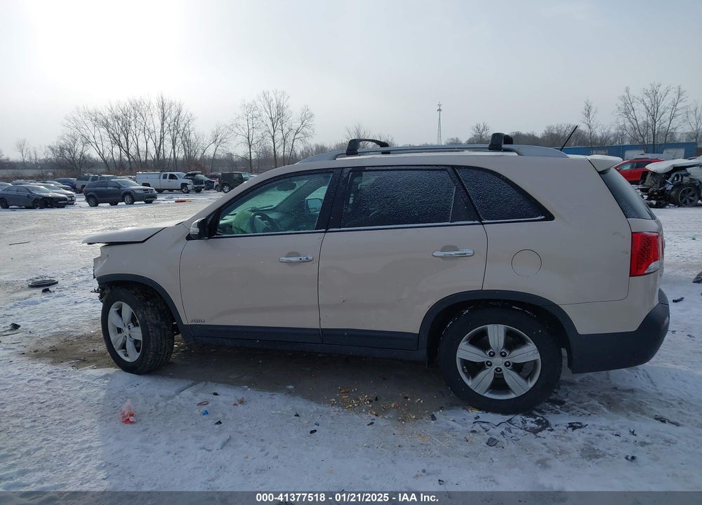 2012 KIA SORENTO EX V6 VIN: 5XYKUDA29CG199858